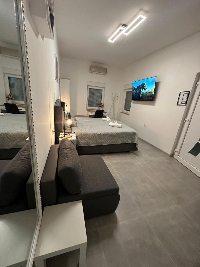 Venite Rooms Velika Εξωτερικό φωτογραφία